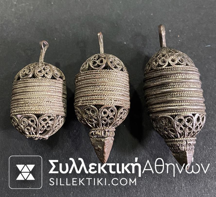 3 Συρματερά κουμπιά παραδοσιακά